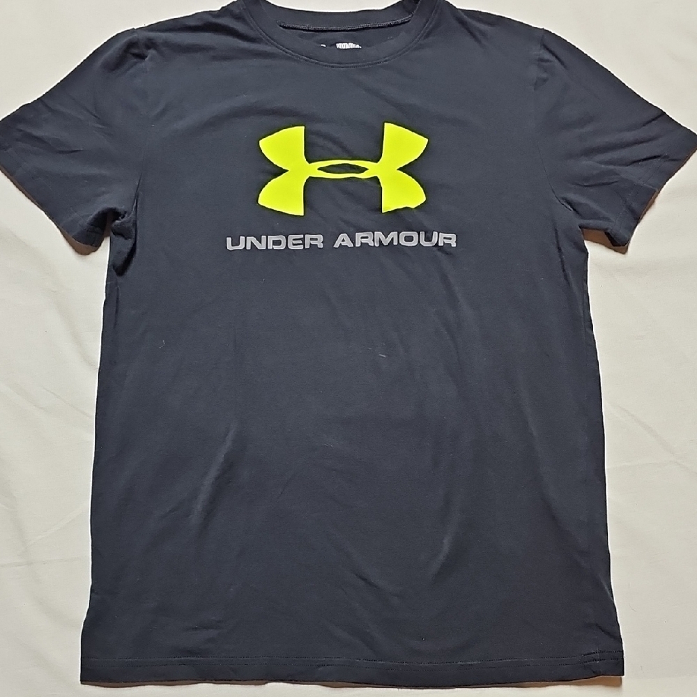 Under Armour Men's Black T-Shirt